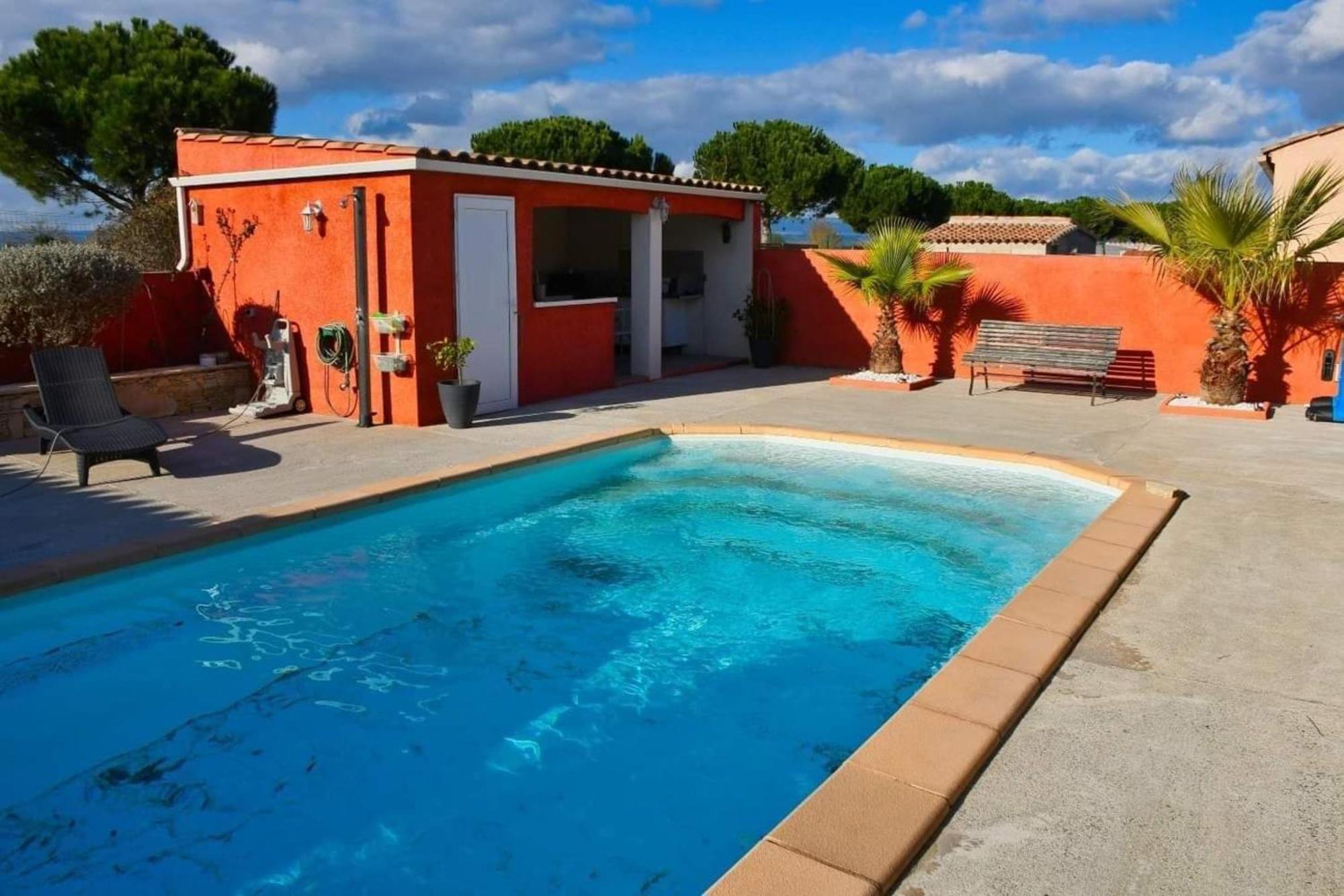 Villa Elegante A Carcassonne Avec Jardin Et Jacuzzi Exterior foto